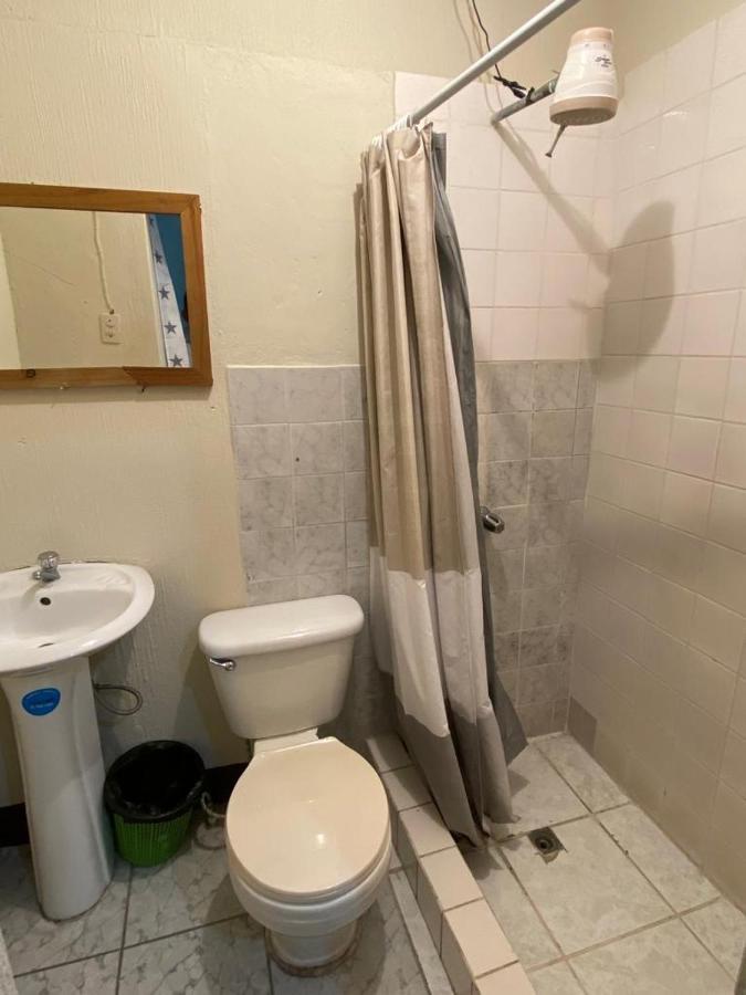 Hotel Malybu Guatemalaváros Kültér fotó