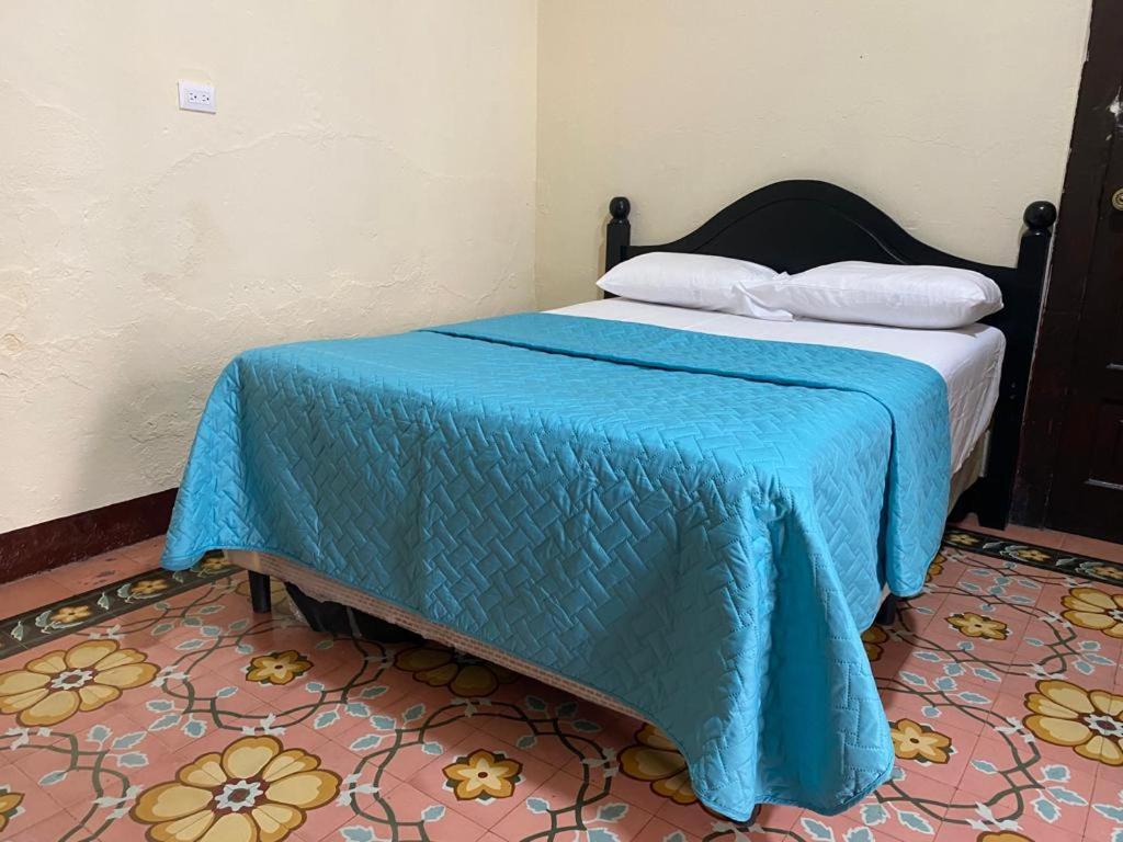 Hotel Malybu Guatemalaváros Kültér fotó